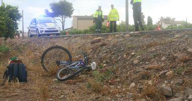 Imagen del lugar donde el ciclista fue embestido por un coche que se dio a la fuga en Burriana. © Javier Martí