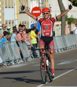 Noel Martín, entrando en meta.