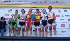 Podio de féminas del Campeonato de España 2014 © RFEC