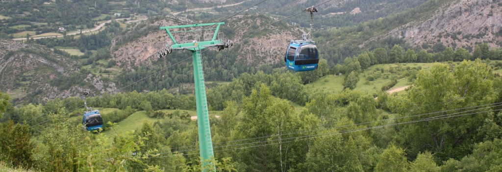 El telesilla de Panticosa estará a disposición de los turistas durante los meses de julio y agosto