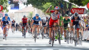 El ganador Kristoff y bauer y Elmiger a la izquierda © ASO