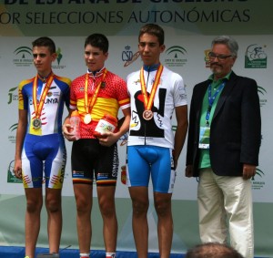 Podio individual infantil masculino. © RFEC