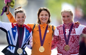 La rusa, a la izquierda de Vos © Londres 2012