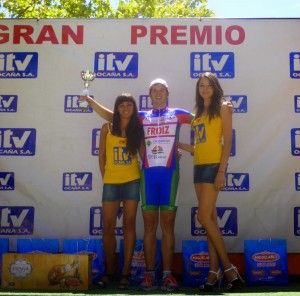 Sergio Míguez lidera la Vuelta a Toledo tras vencer en la primera etapa.