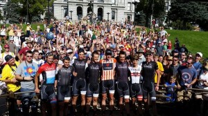 Multitudinaria despedida © Trek