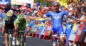 Bouhanni gana con facilidad © twitter