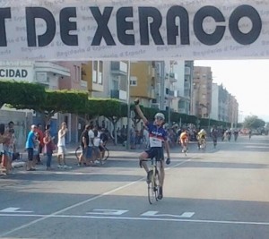 Gómiz, en meta © facebook