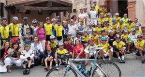 El grupo, con Perico Delgado, Antonio Alix, Antonio Civantos, Sergio Palomar