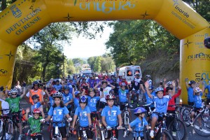 Las escuelas también disfrutaron de la jornada ciclista.