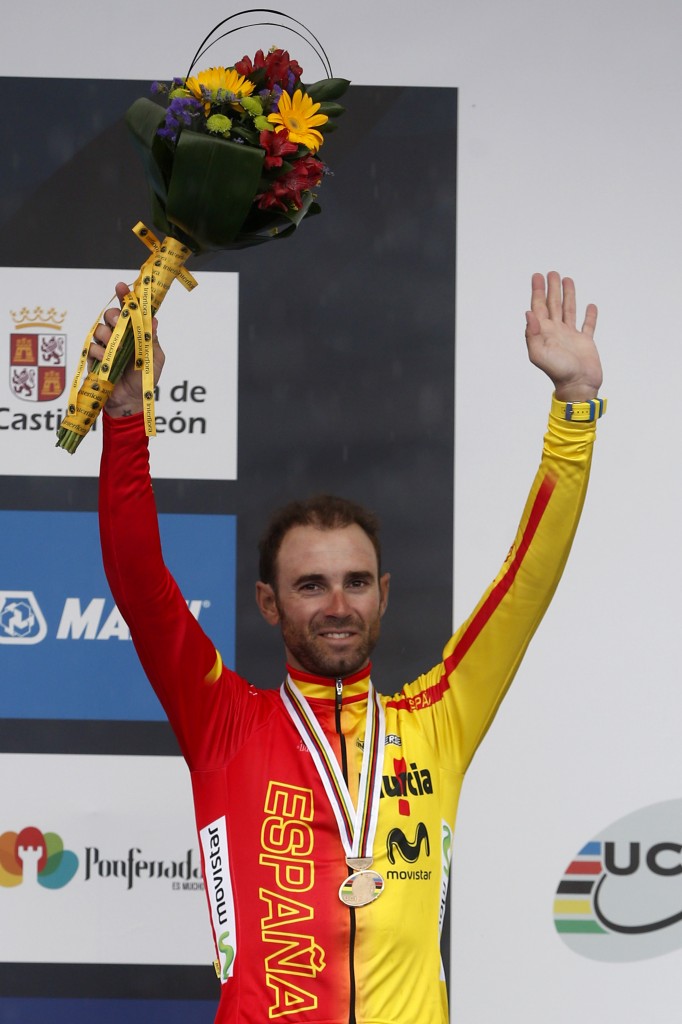 Valverde, con su sexta medalla © JL/EFE