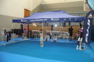 En el pabellón municipal de Sanlúcar de Barrameda se ubica la Expo del Deportista.