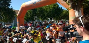 Alrededor de 150 ciclistas se reunieron en Hinojos.