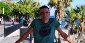 Maté, en el paseo marítimo de Marbella