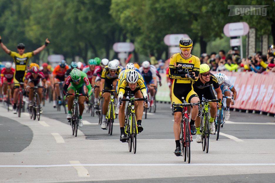 La victoria del australiano @ 7 Cycling