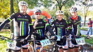 Más de 500 corredores se citaron en Cazalla de La Sierra.