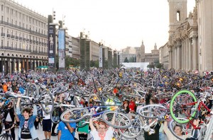 Las bicicletas recuperan su espacio en Zaragoza.