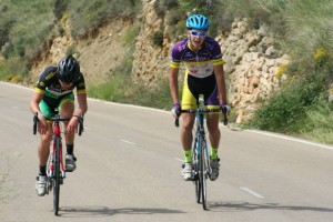 Lara, a la derecha © facebook