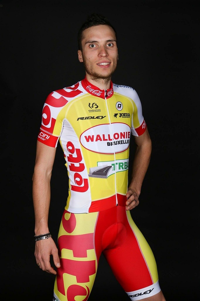 La colorida indumentaria © Valonia-Bruselas