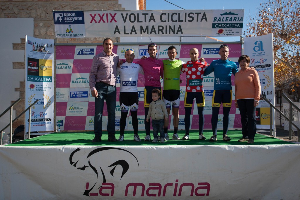 Podio con los líderes de la Volta La Marina