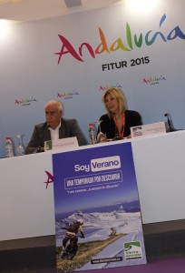 Luciano Alonso y Mª José López, en la presentación en FITUR