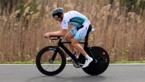 Toni Tauler, durante la disputa de la CRI © balearbike.com