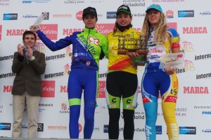 Podio de las júnior © RFEC