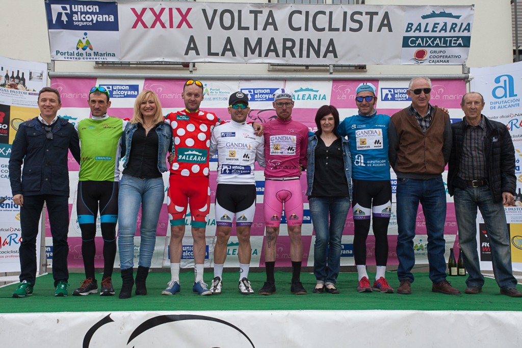 Los ganadores finales © Volta La Marina