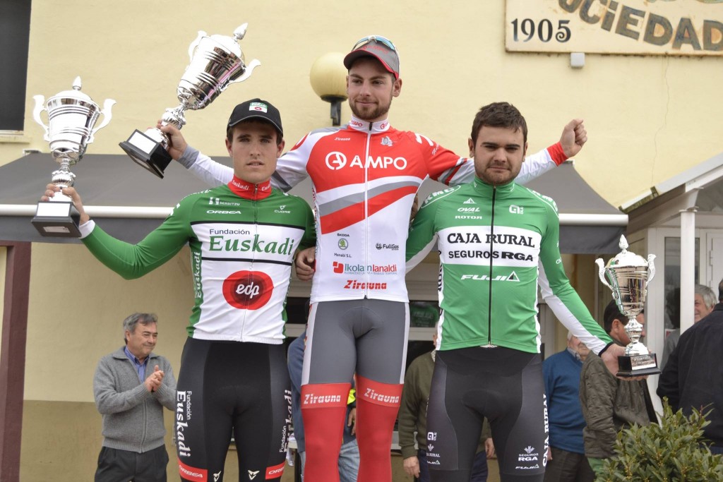 Peio Goikoetxea,  Mikel Aristi y Daniel López, podio en Caparroso © fb Infisport