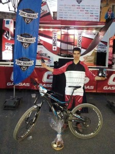 Gabriel Torralba, primer júnior en la dura prueba francesa.