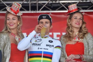 Cerveza para el campeón © Etixx