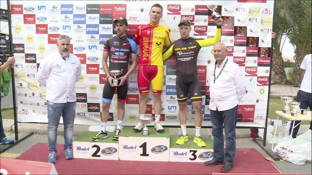 Eloy Teruel, con Álvaro Martínez (2º) y Teófilo Jiménez (3º)  © FCRM