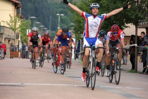 Aranburu, ganando en Legazpi © FGC