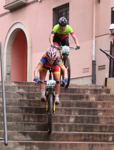 Áurita Ruiz fue de menos a más en el Superprestigio MTB.