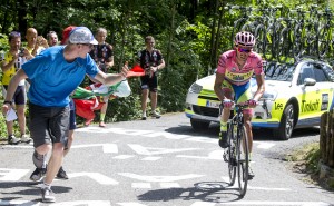 Contador, subiendo el Ologno © Tinkoff
