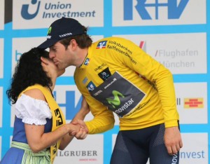 El recordman de la hora, de amarillo © Movistar