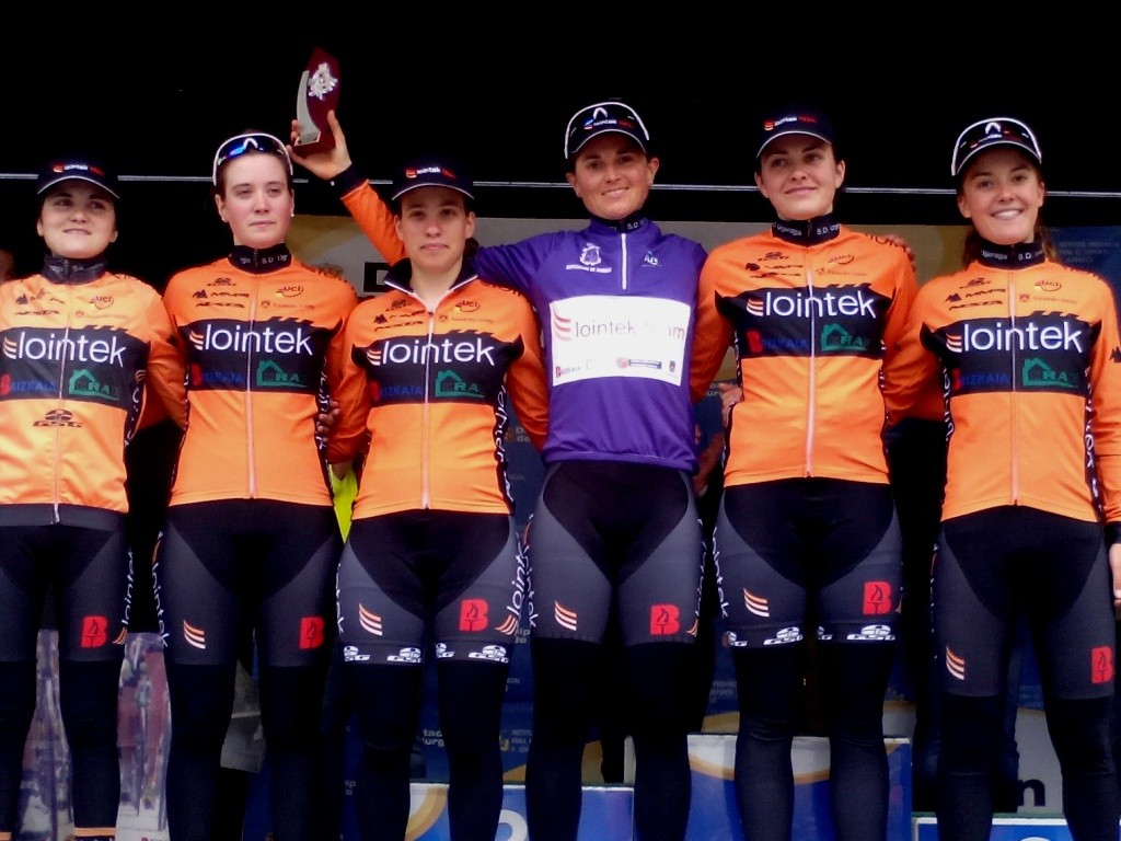 El Lointek, con Belén López, al frente, el mejor equipo de la primera jornada © Lointek Team