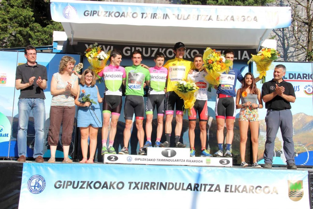 Podio tras la etapa de Andoain © FGC