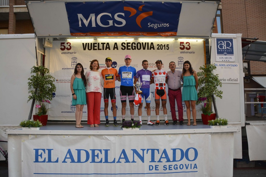 Podio con los líderes de la Vuelta a Segovia tras la 1ª etapa.