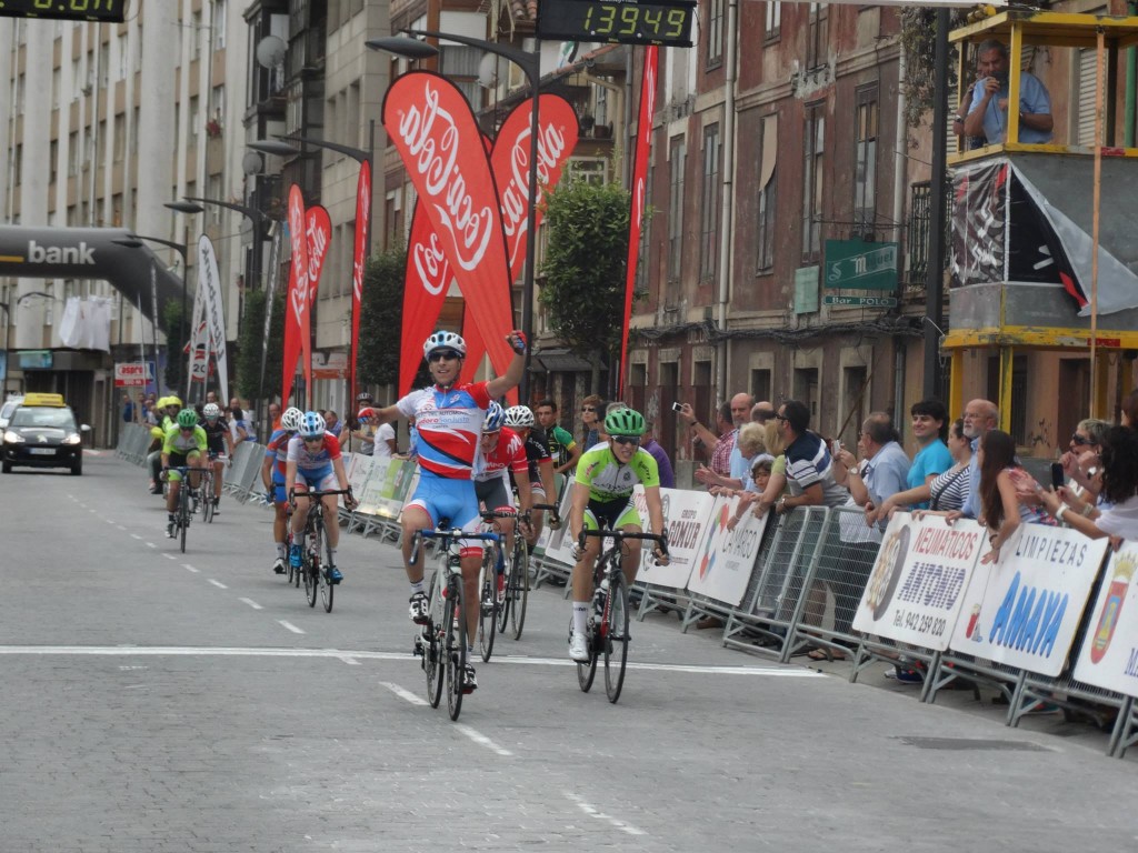 Ángel Coterillo, victorioso en Maliaño. 