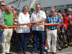 Corte de cinta de la 1ª etapa.