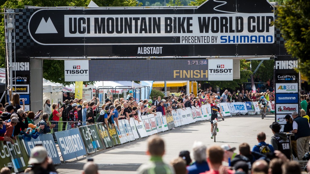 Pablo Rodríguez, celebrando su vicoria en la prueba de Albstadt © Michal Cerveny