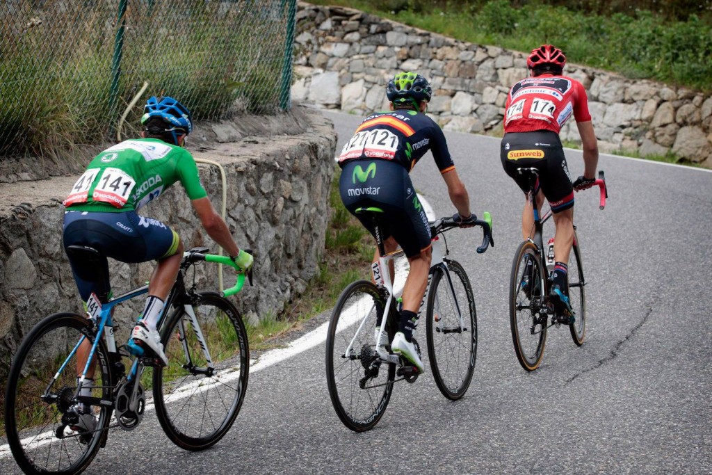 Chaves, Valverde y Dumoulin © Giant 