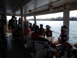 Participantes en el barco © Kike Cardona