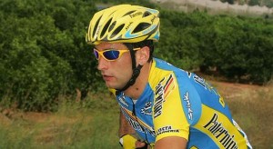 Ion del Río, con el maillot del Paternina.