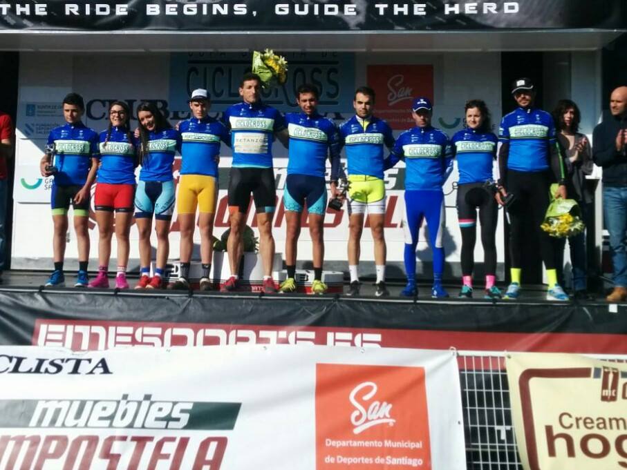 Podio con los líderes tras la segunda jornada de la Copa Galicia de ciclocross © CC Betanzos