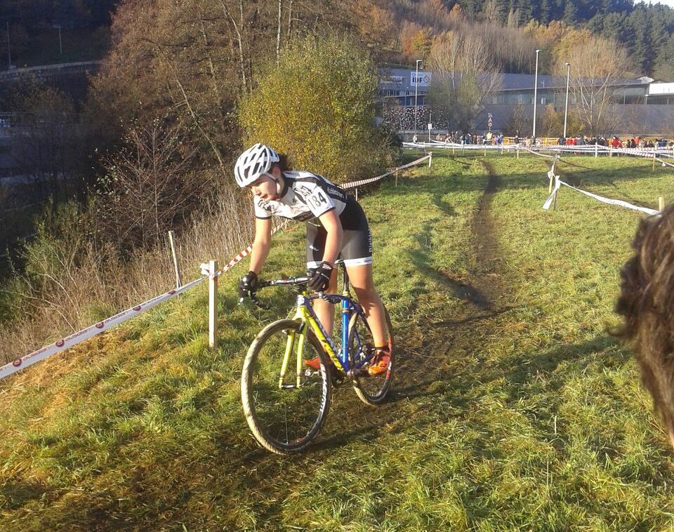 Luisa Ibarrola, ganadora en Arrasate © Bizikleta.com