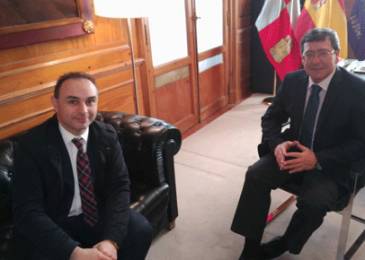 Emilio Berzosa y César Rico, durante la reunión © Diputación Burgos