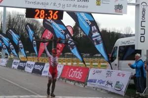 Inguanzo llega de pie © RFEC