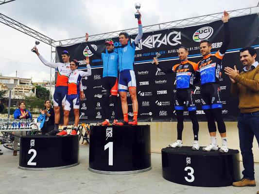 Podio masculino élite UCI © CBBR