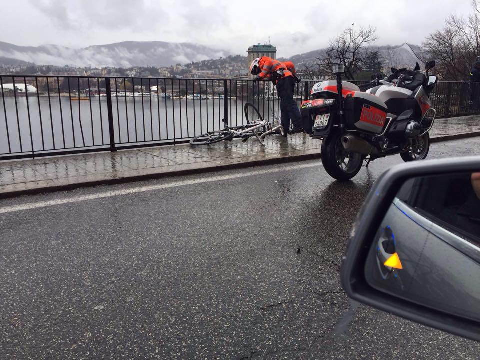 La bicicleta se quedó arriba © Christina